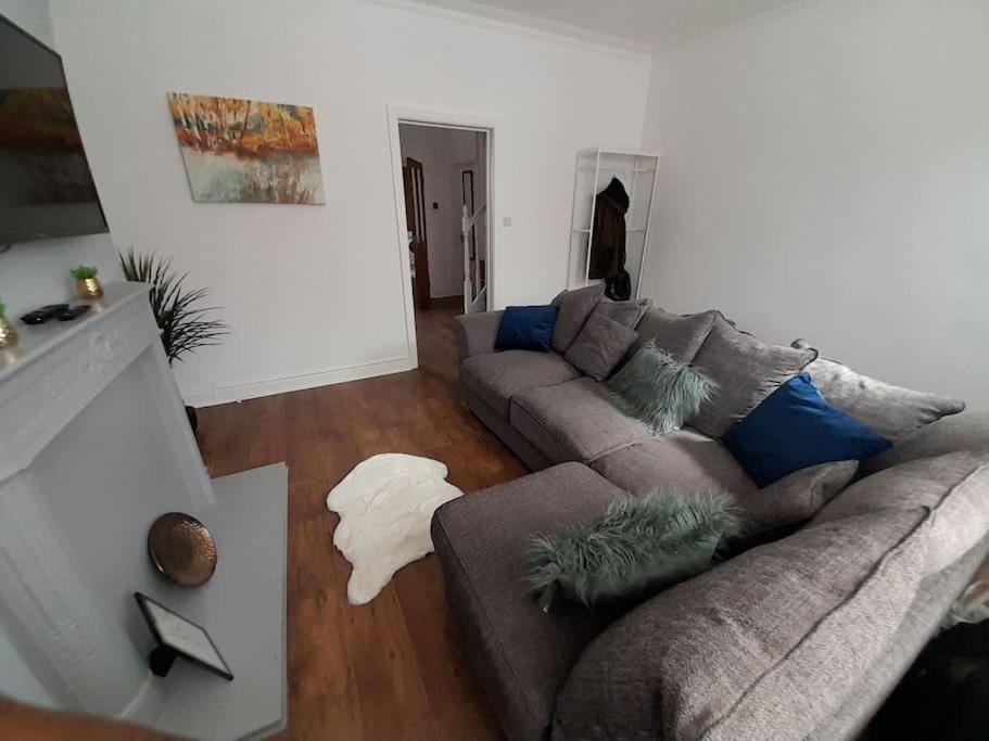 Fabulous Holiday Home - Sleeps 6 ビショップ・オークランド エクステリア 写真